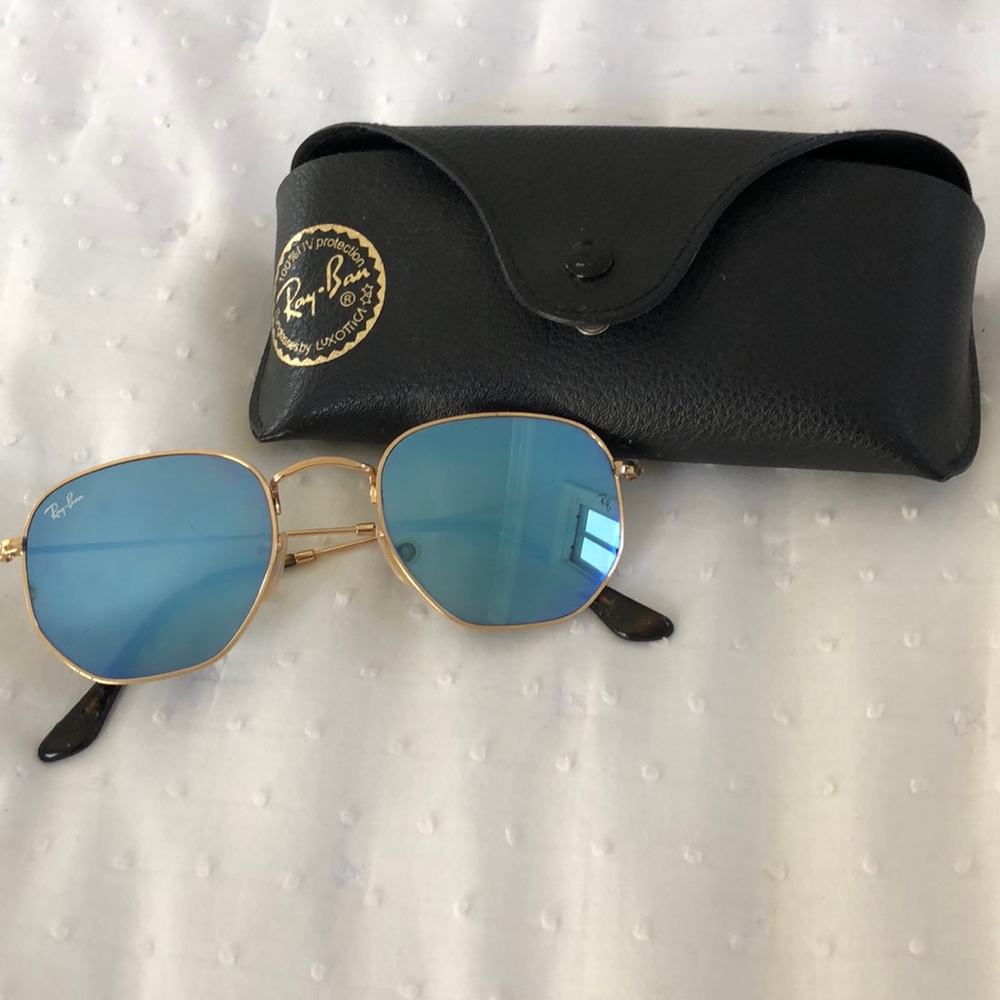 Blue RAYBANS